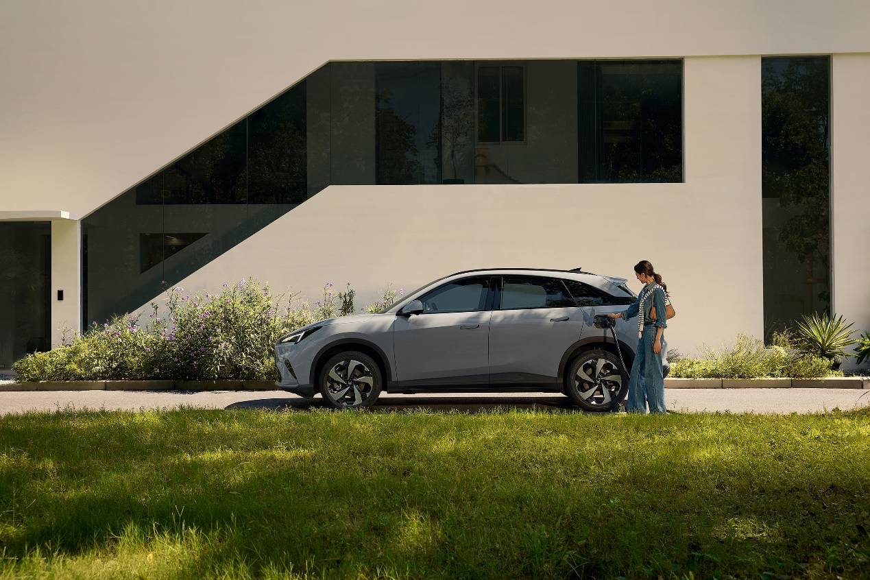 阿爾法T5的10.98萬起售價背后:一場技術(shù)效率的“極限施壓”