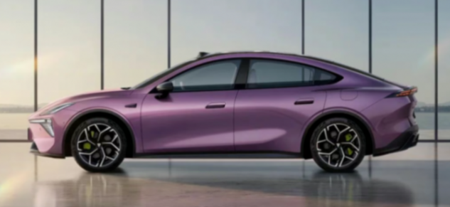 京東與深藍(lán)達(dá)成合作，推出深藍(lán)L06增程版